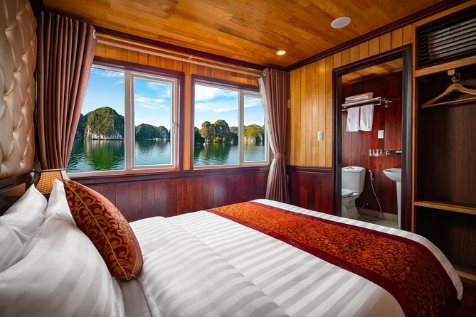 1 night Halong Bay Cruise-Titov Island,Surprise Cave,kayak,meals - Why one night is the right amount of time