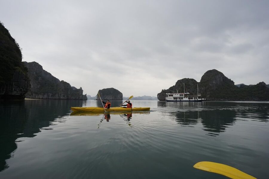 2-Day Traditional Cruise to Lan Ha Bay & Cat Ba Island - From Hanoi to Cat Ba by morning bus