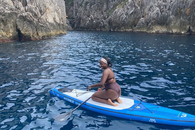 3-hour private boat tour of the island of Capri - Capri’s natural arch and the Faraglioni