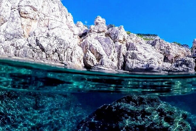 3-hour private boat tour of the island of Capri - The Blue Grotto and the extra €18 decision