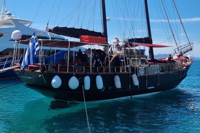 3 Island Cruise from Athens Unlimited Food Wine and Scenic Views - The return cruise through the Saronic Gulf