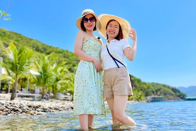 3 Islands Tour of Nha Trang - Bai Tranh Beach: swim first, explore later