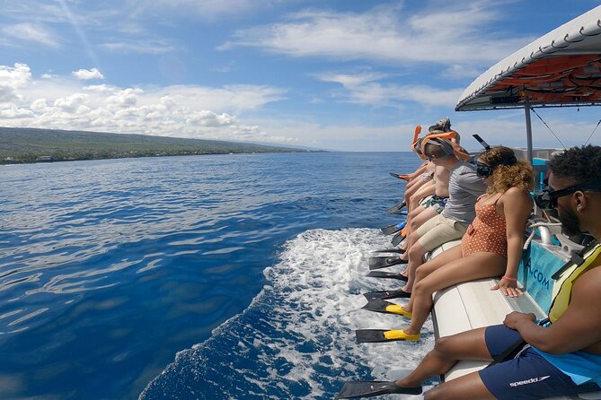 4 Hour Big Island Dolphin Watch Boat Tour, Snorkeling & BBQ Lunch - What Lunch and Onboard Comfort Are Really Like