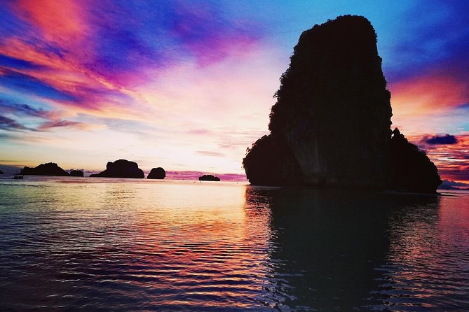4 Islands Sunset + Plankton, Semi-Private Tour only 12 Guests - Sunset and glowing plankton at Railay