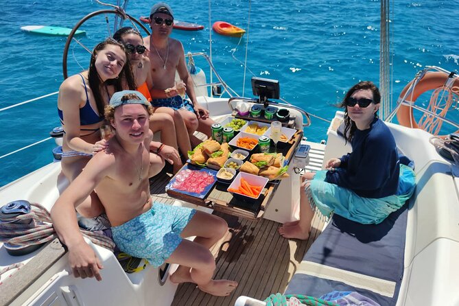 4h - Extended Private Sailing Tour around the Lobos Island - Should you book this private Lobos sailing trip?