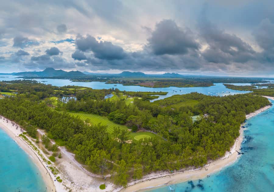 5 Islands Boat Trip, Snorkeling and Lunch on Ile aux Cerfs - Blue Bay Marine Park is the underwater highlight
