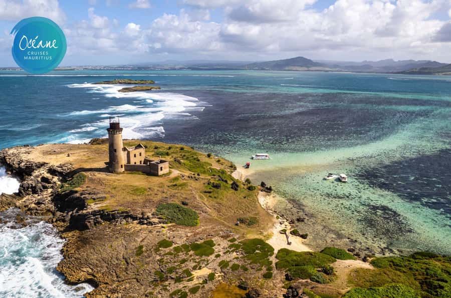 5 islands tour: New Private OCÉANE Speedboat - Starting at Pointe Maurice Jetty