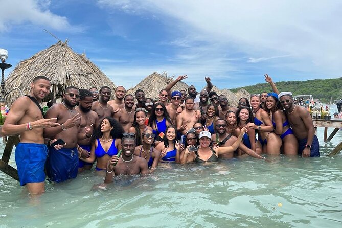 5 Islands VIP Escape : Snorkeling, Private Lunch & Open Bar - Cholón is loud, social, and not for everyone