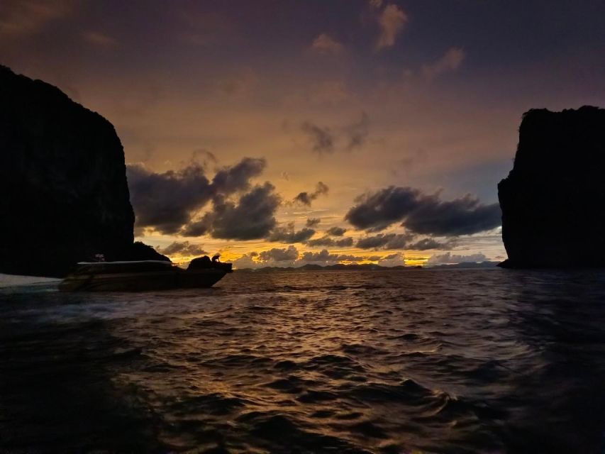 7 Island Sunset by Speed Boat - Chicken Island for rocks, photographs, and snorkeling