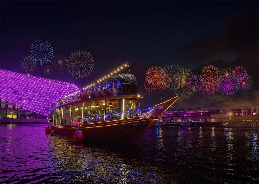 Abu Dhabi: New Year's Eve Yas Island Dhow Dinner Cruise - What the three-hour cruise feels like