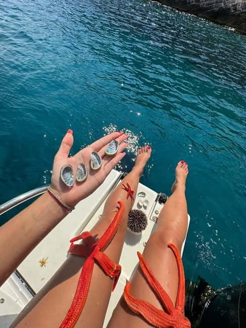 Adriatic Adventure: Blue Cave & 6 Islands Speedboat Escape - Who should book this speedboat day?