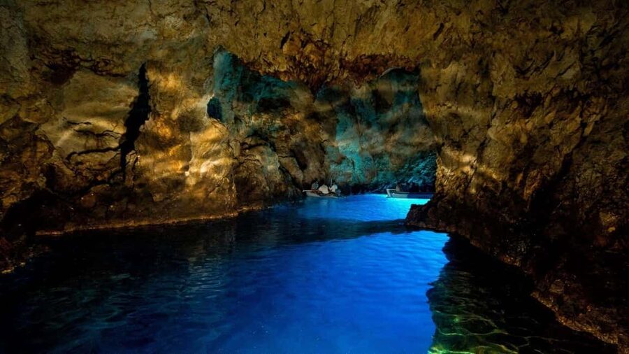 Adriatic Adventure: Blue Cave & 6 Islands Speedboat Escape - The Blue Cave: a brief, memorable natural show