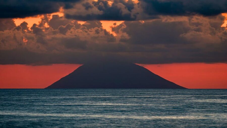 Aeolian Islands Mini Cruise: Vulcano, Lipari & Stromboli - Lipari: the day’s best chance to explore