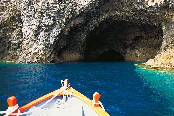 Aeolian Islands - Sailing week with skipper and assistant - Day 6: Basiluzzo, Lisca Bianca, and a Panarea evening