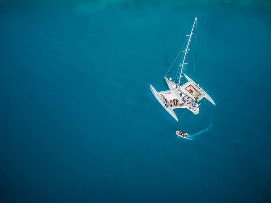 Airlie Beach: 2-Day Whitsunday Islands Sailing Snorkel Tour - Nights on the boat, under stars and blue lights