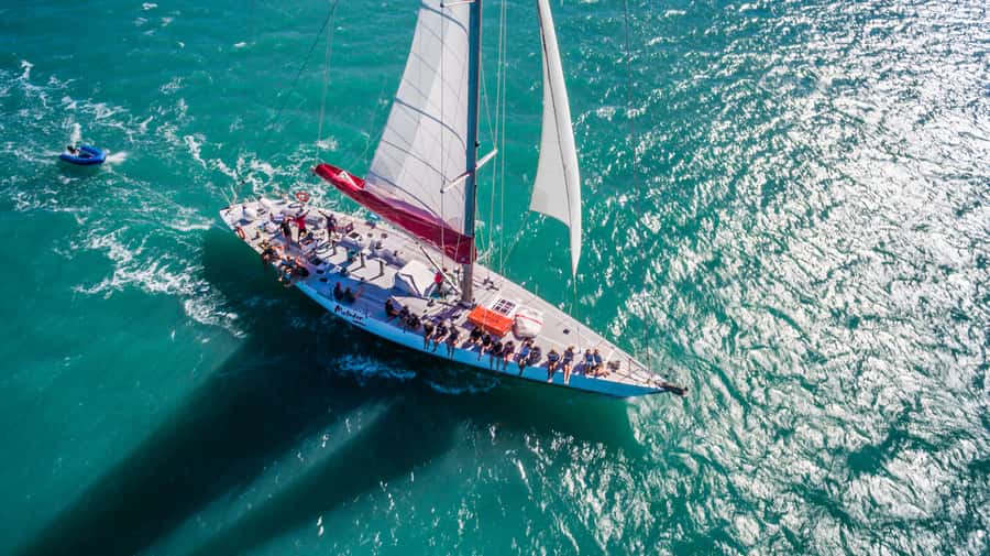 Airlie Beach: Whitsunday Islands 2-Day Sailing Tour - Setting out from Coral Sea Marina