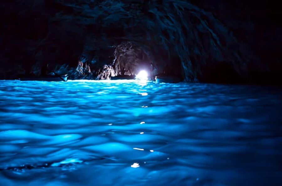 Amalfi: Capri Island Boat Tour with Drinks and Snorkeling - Li Galli and the First Swim