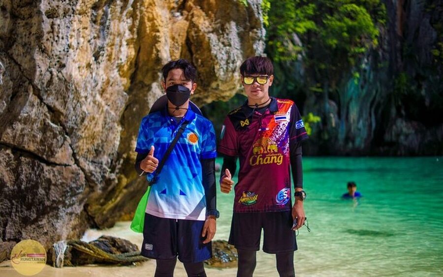 Ao Nang: Hong Islands Tour by Speedboat or Longtail Boat - Ko Pak Bia combines lunch, beach time, and snorkeling