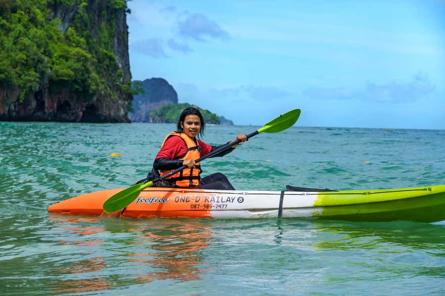 Ao Nang: James Bond & Hong Islands w/Canoeing by Speed Boat - What the $112 price includes