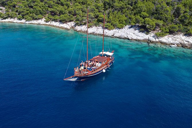 Athens Day Cruise: 3 Islands Tour in the Saronic Gulf with Lunch - What this Athens boat day is really like