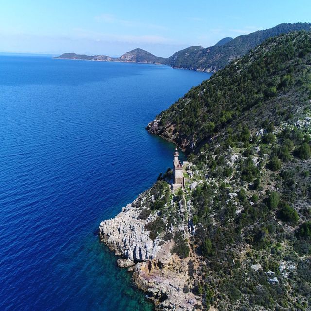 Athens: Ferry Boat Ticket to/from Poros Island - Comfort, pets, and accessibility