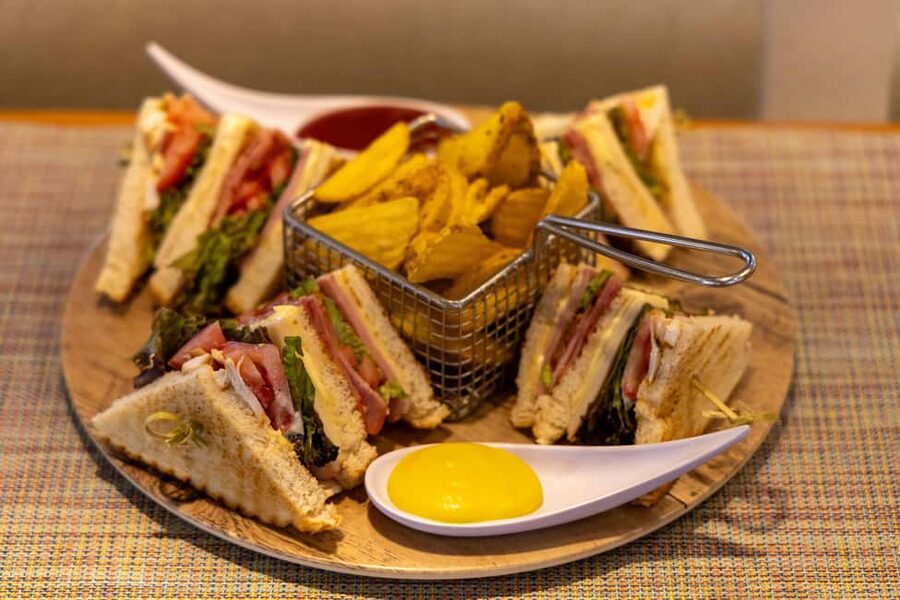 Athens: Islands Swimming Day Cruise. DJ, Lunch & Drinks inc. - Lunch, drinks, and what the package really covers