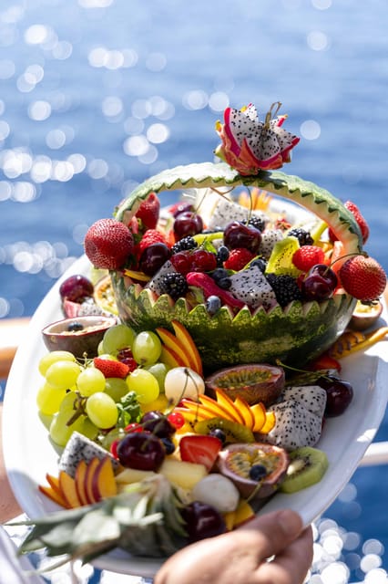 Athens: Saronic Islands Cruise with VIP Area Seating & Lunch - Who will enjoy this cruise most