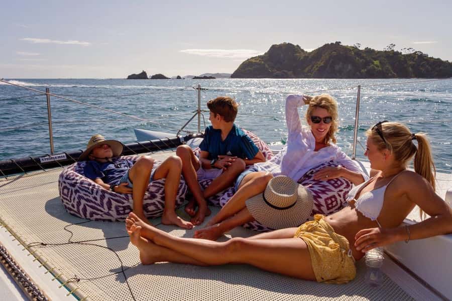 Bay of Islands 2-Hour Sundowner Evening Sailing Cruise - Who should book this cruise?