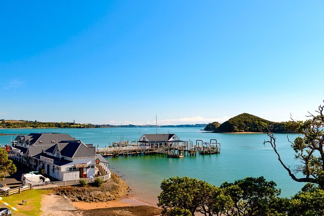 Bay of Islands Discovery Experience from Auckland incl. Hole In The Rock Cruise - Coffee and comfort stops on the road north
