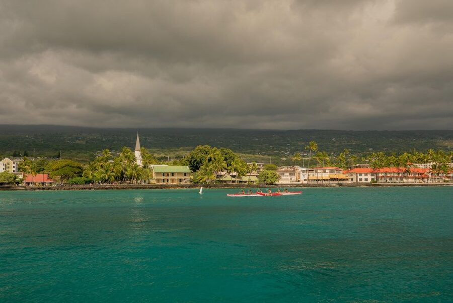 Big Island: Kona Super Raft Sunset Cruise - Should You Book the Kona Super Raft Sunset Cruise?