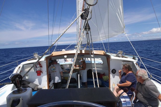 Big Island Snorkel Cruise from Waikoloa - Setting out from Waikoloa at 9 a.m.