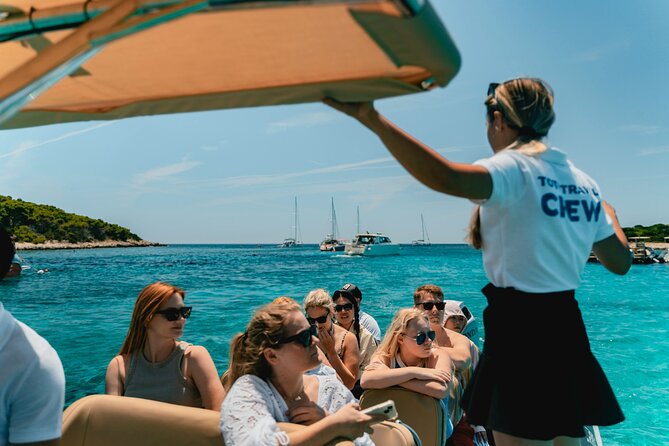 Blue Cave & 6 Islands Speedboat Tour From Split or Podstrana - Passing the Blue Lagoon toward the Pakleni Islands
