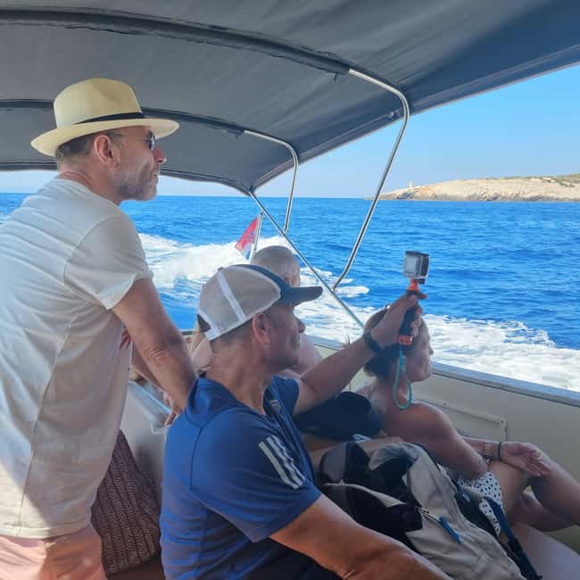 Blue Cave & Island Treasures: Komiža & 5 Gems Boat Tour - Stiniva Cove and its narrow coastal setting