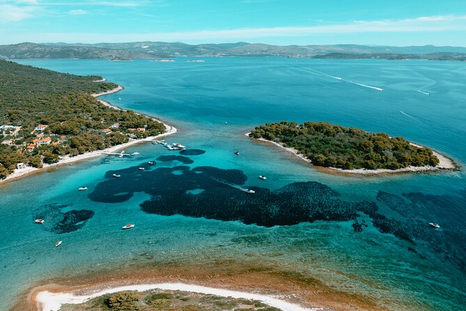 Blue Lagoon & 3 Islands Small-Group Speedboat Tour - Maslinica on Šolta, a quiet waterfront pause