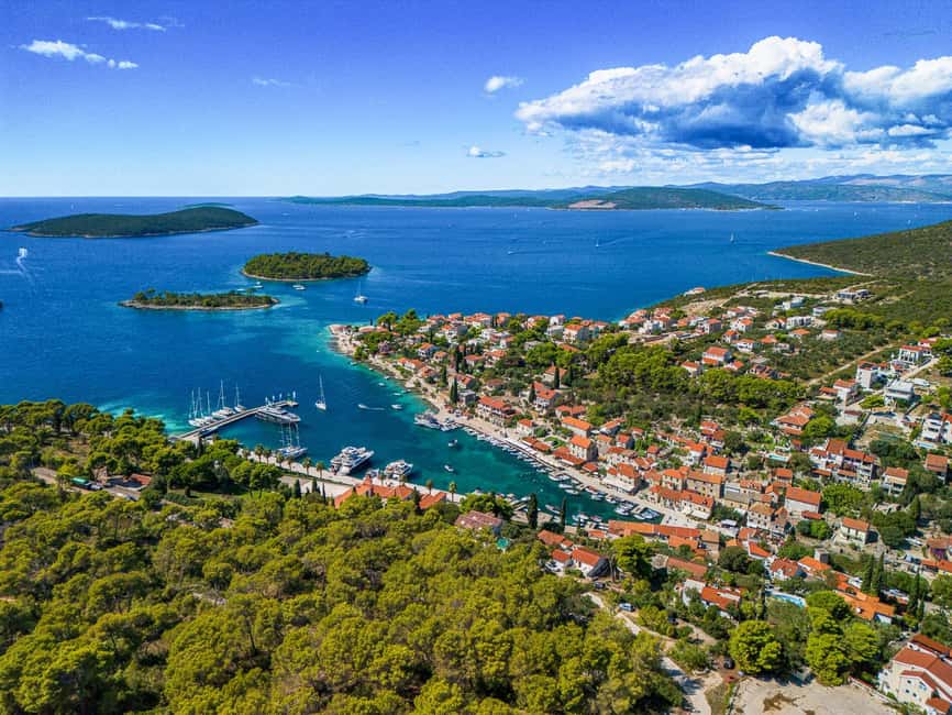 Blue Lagoon & Šolta Small-Group Boat Tour from Split - Meeting the boat on Split’s west coast