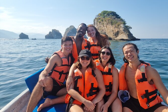 Boat and Snorkel Tour to 5 Islands of Los Arcos - A simple panga gets you to the islands