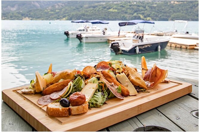 Boat Magical Private Cruise 4U Cannes Lerin Islands Eco Museum - How the $582.71 price measures up