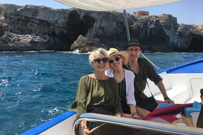 Boat tour of Ortigia Island and sea caves - The short swim stop