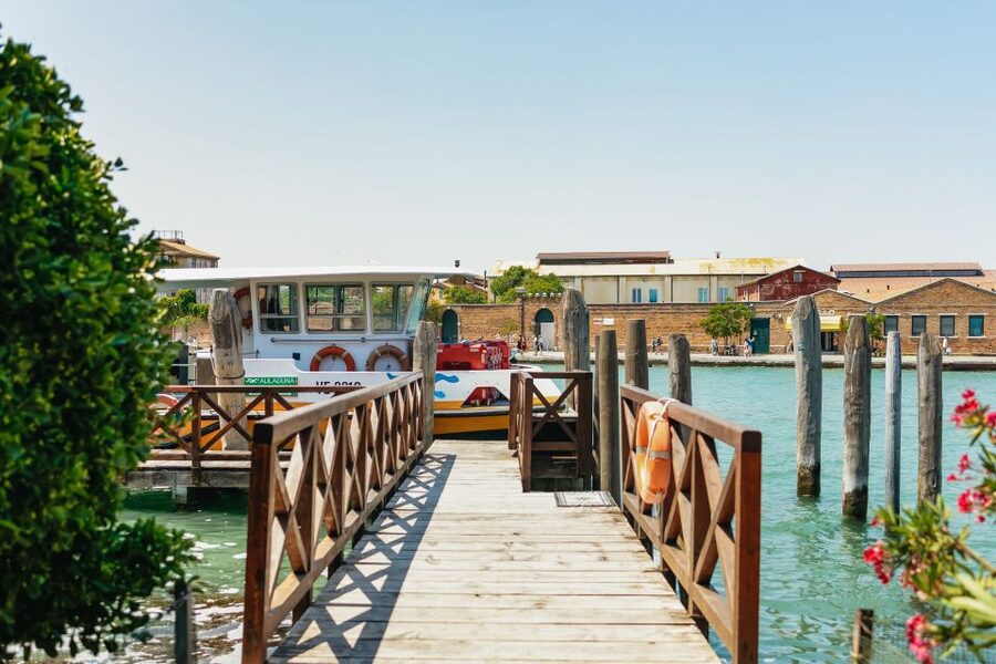Boat Trip: Glimpse of Murano, Torcello & Burano Islands - What the boat ride is really like