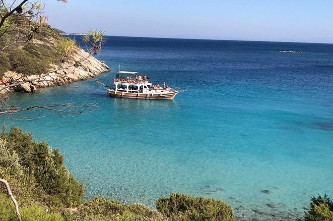 Boat Trip to the Turkish Maldives- Orak Island - Pabuç Burnu starts the swimming