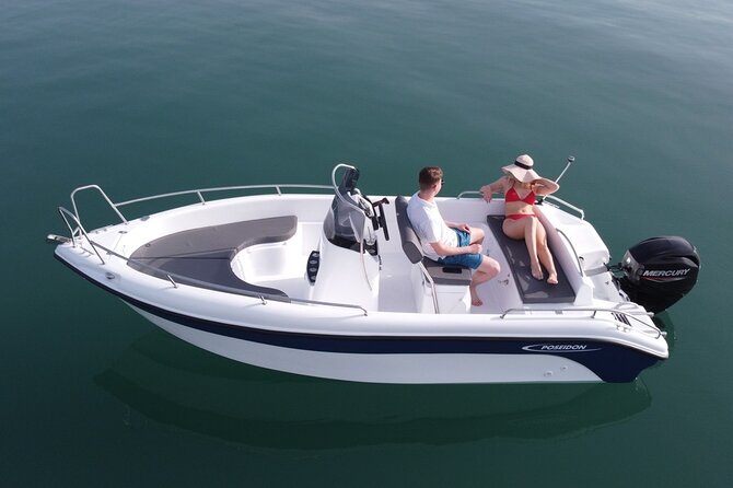 boat trip without a license to the Lérins Islands - The route toward Cannes and the Lérins Islands
