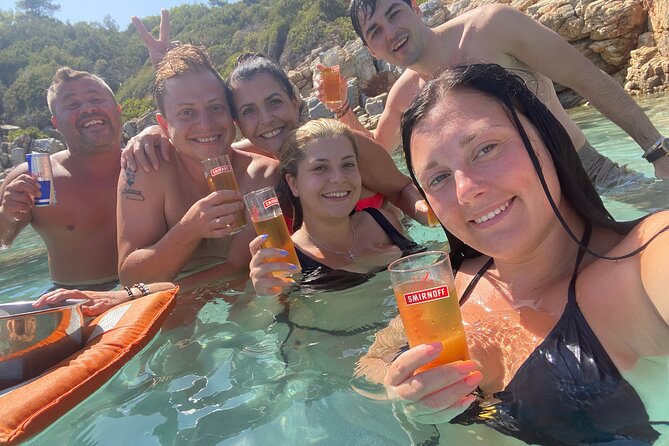 Bodrum Daily Boat Trip / Orak or Black Island - Final bay: tea, biscuits, and the ride back
