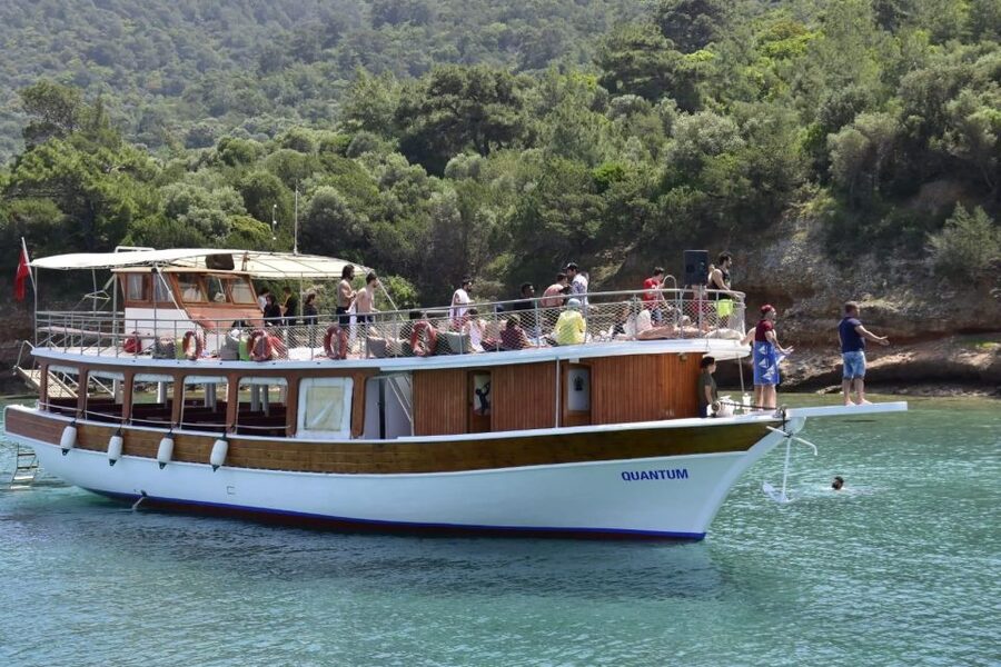 Bodrum: Orak Island Boat Tour with Swim Stops and Lunch - Lunch, drinks, and food concerns