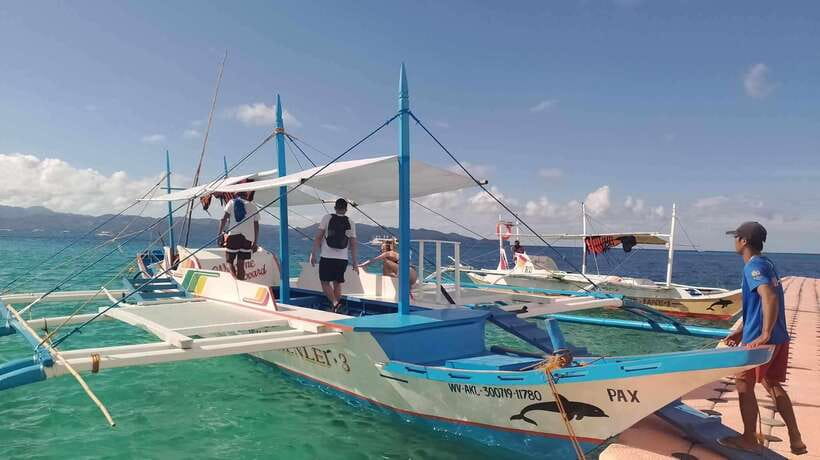 Boracay Island Hopping Experience - Why this boat trip is worth considering