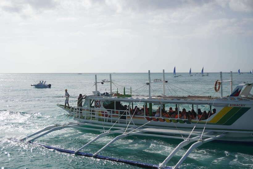 Boracay Island Hopping Experience - Crocodile Island and the importance of confirming the route
