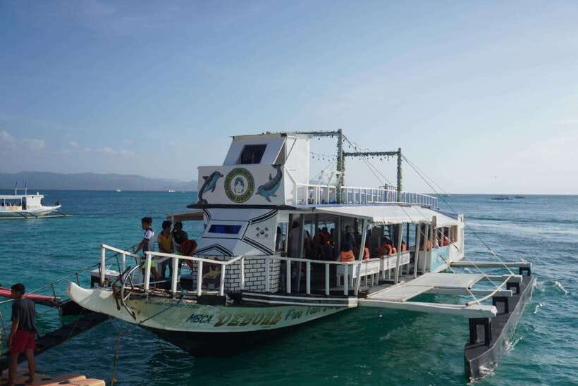 Boracay Island Hopping Experience - Filipino lunch on a moving boat
