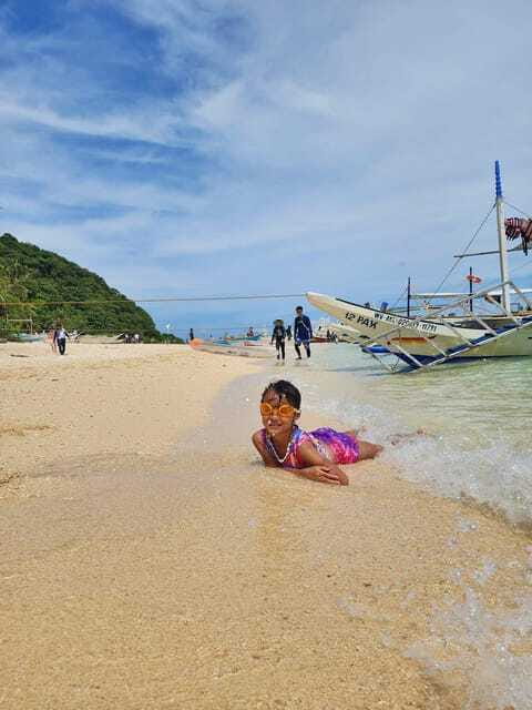 Boracay: Island Hopping | Pick-up at the Hotel - A barbecue lunch that helps justify the price