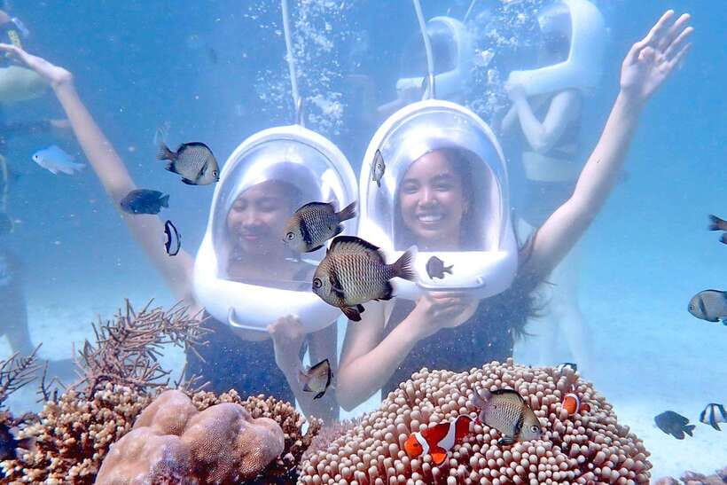 Boracay: Island Hopping with Crystal Kayak & Helmet Diving - How the guide affects the day