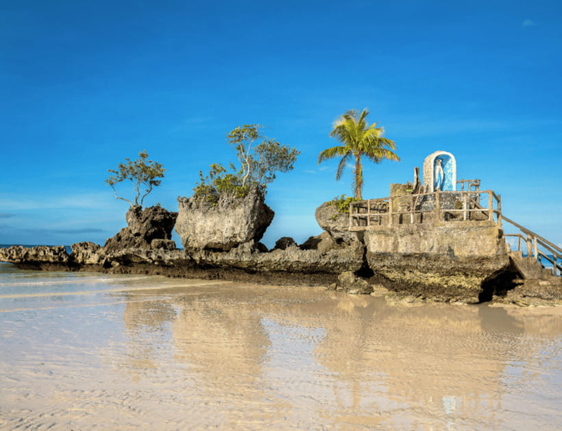 Boracay: Island Hopping with Lunch, Helmet Diving & ATV - A full day of Boracay in six hours