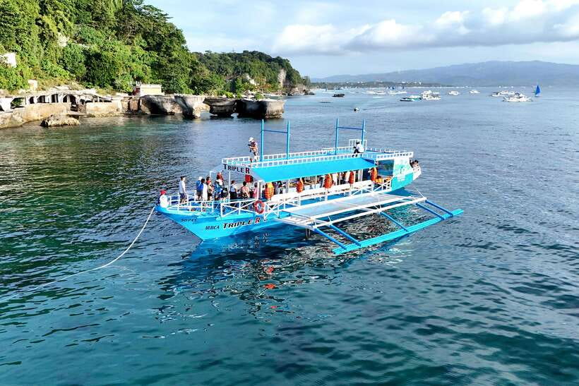 Boracay Island Rhythm Sunset Cruise - Sunset views with a soundtrack